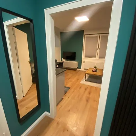 2 In City/apartment + Netflix+prime Lägenhet *