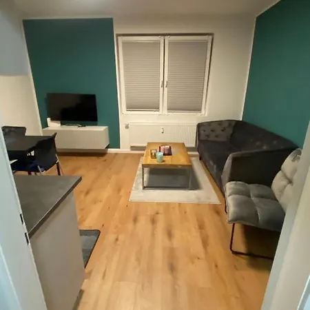 2 In City/apartment + Netflix+prime Krefeld